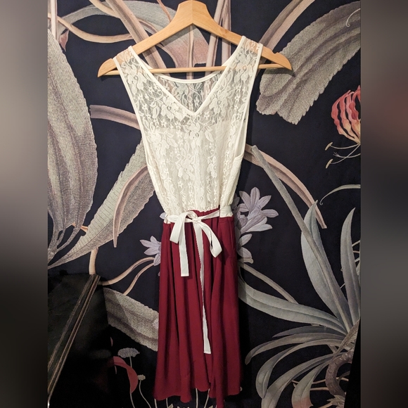 Holiday Colored Party Dress - Picture 2 of 2